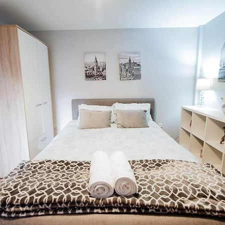 Modern Central Penthouse - 1 Secureparking ลิเวอร์พูล ห้อง รูปภาพ