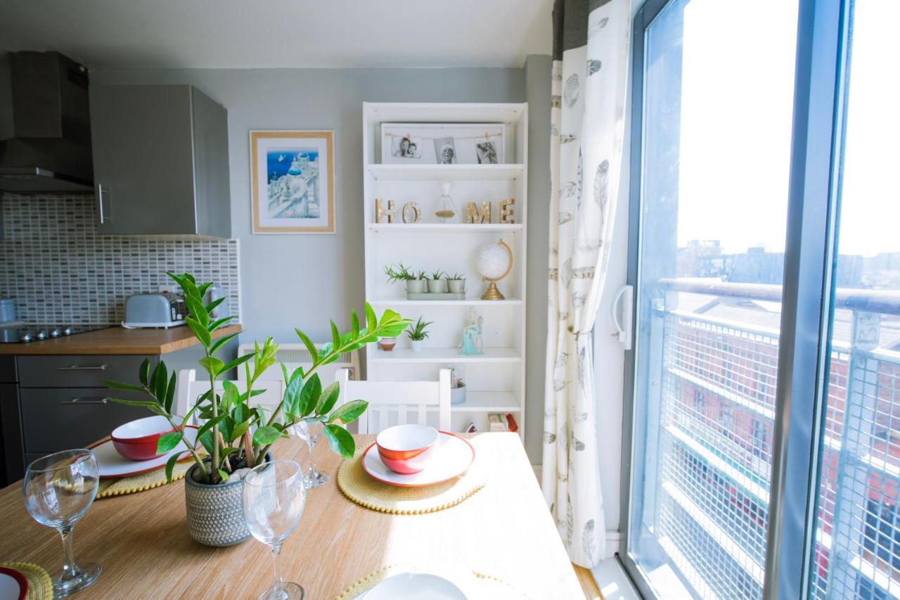 Modern Central Penthouse - 1 Secureparking ลิเวอร์พูล ภายนอก รูปภาพ